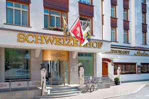 Unclassified image, 4 of 58, button - Hotel Schweizerhof St. Moritz (Saint Moritz)