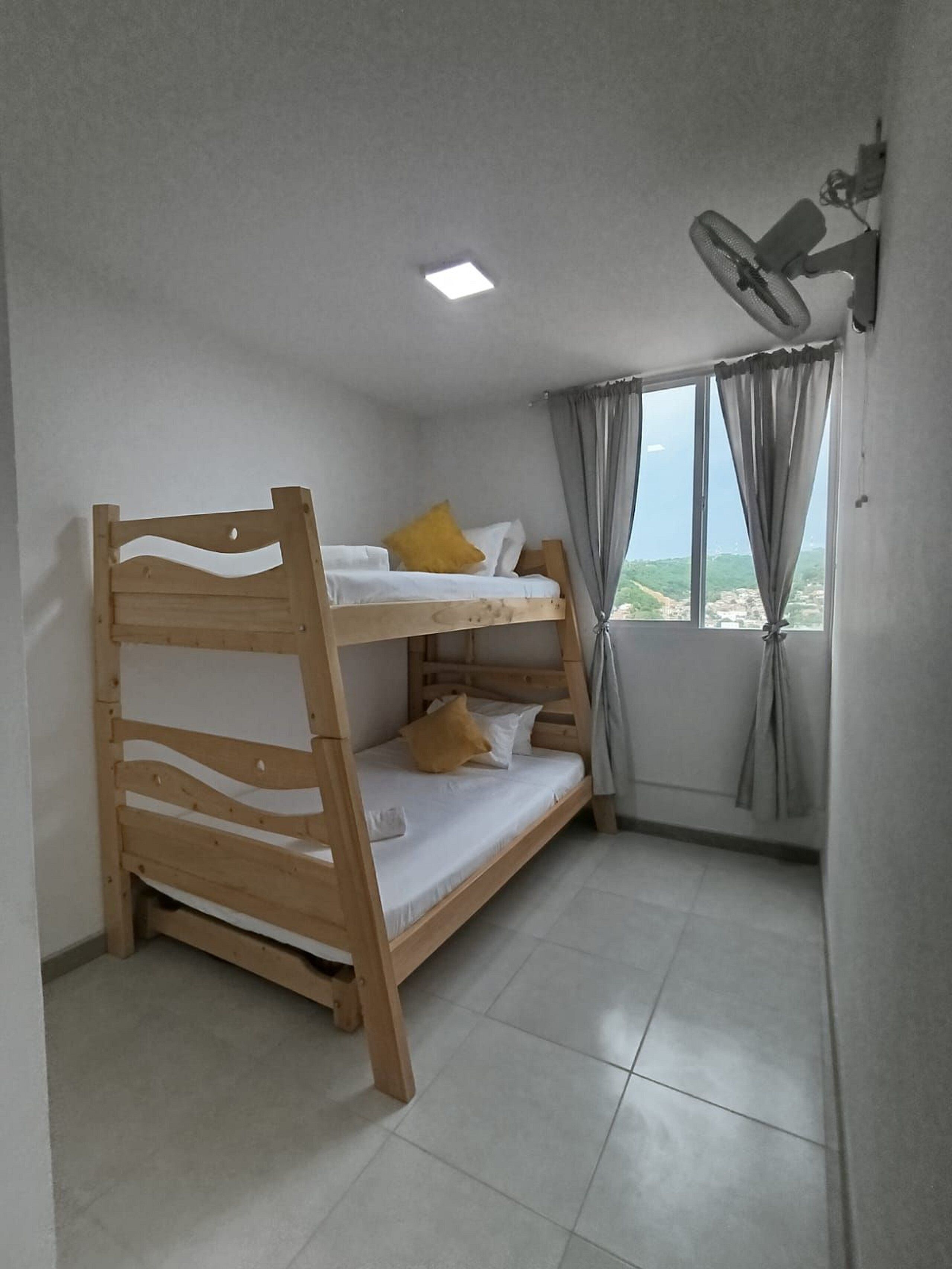 Basic Apartment | 3 bedrooms, free WiFi