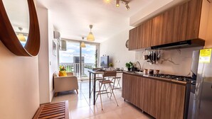 Appartement, 3 chambres | Restauration