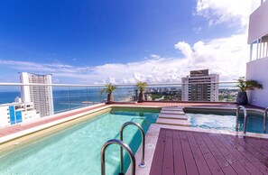 Outdoor pool - U-GO Sunset 47  (Cartagena)
