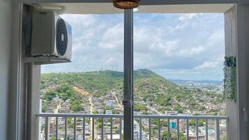 Basic Apartment | Interior