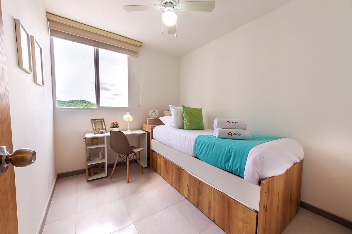 3 bedrooms, laptop workspace, free WiFi, bed sheets