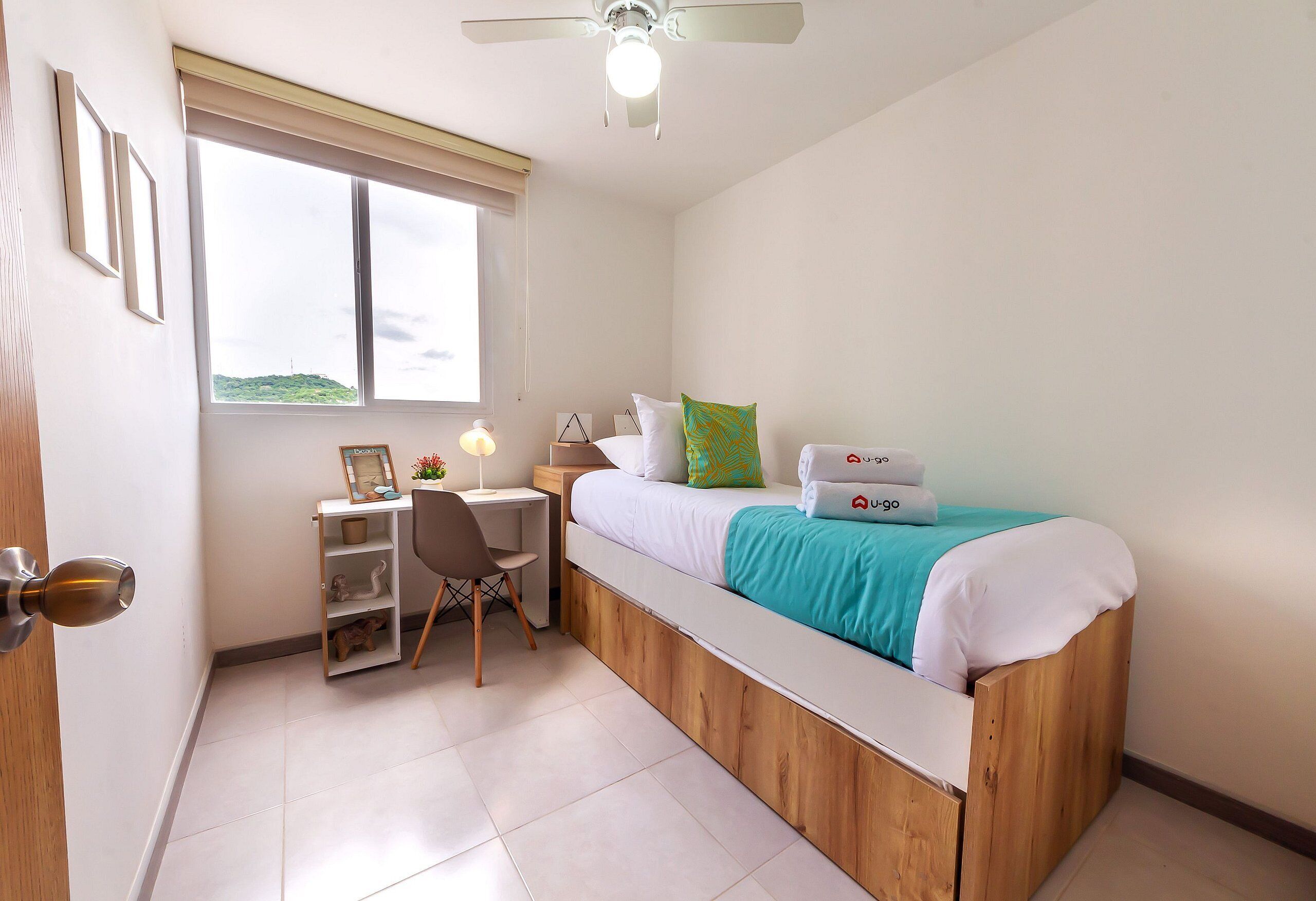 3 habitaciones, espacio para trabajar con laptop y wifi gratis 