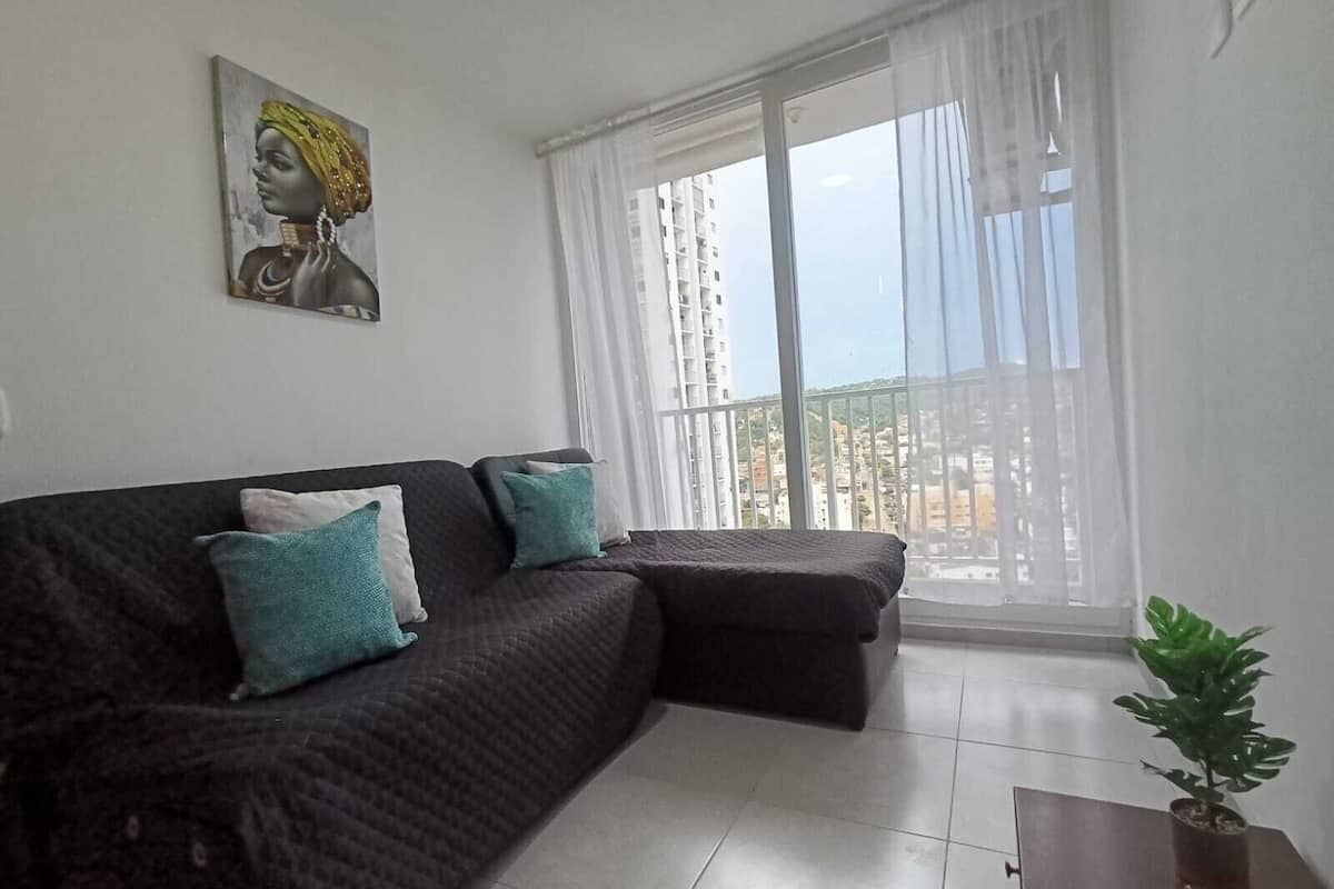 Basic Apartment | Living area