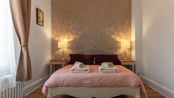 2 chambres, fer et planche à repasser, lit parapluie, Wi-Fi gratuit