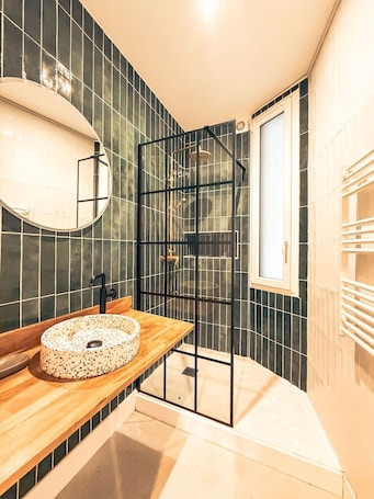 Hair dryer. Le Lavoisier - 80 boulevard Lavoisier - Clermont-Ferrand