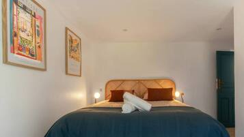 1 chambre, fer et planche Ă repasser, lit parapluie, Wi-Fi