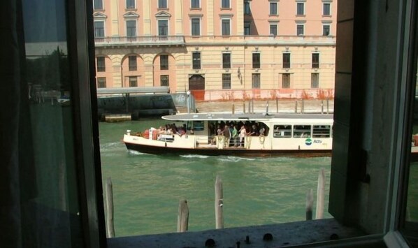 Unclassified image, 1 of 22, button - Hotel Airone (Venice)