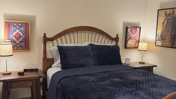 1 Schlafzimmer, BĂŒgeleisen/BĂŒgelbrett, WLAN, BettwĂ€sche