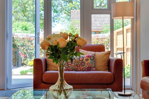 Stylish luxury on edge of Cambridge | Free Parking | Pass the Keys