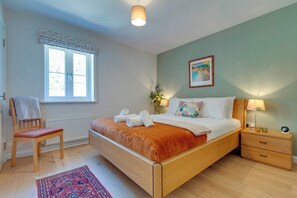 2 dormitorios, tabla de planchar con plancha, wifi gratis y ropa de cama