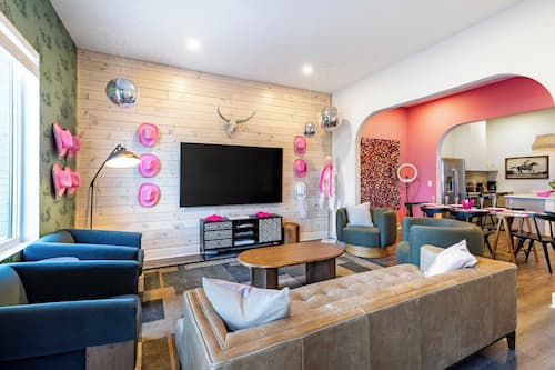 House (1 Bedroom) | Interior