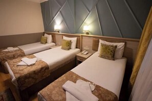 Cribs/infant beds