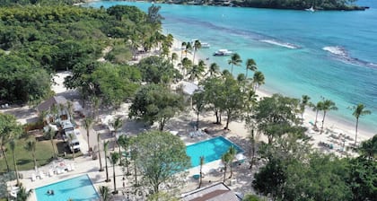 3-bedroom villa in amazing casa de campo with Pool/Hot Tub and WiFi