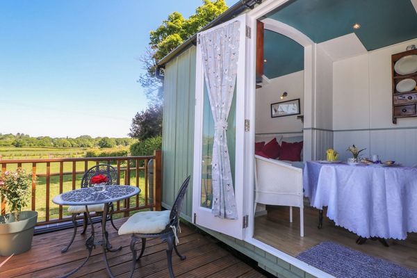 Cottage | Outdoor dining
