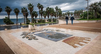 The Regin - Two Bedroom Apartment, Sleeps 6