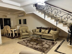 Living area - New Cairo villa (Cairo)