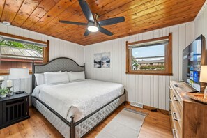 3 soverom, strykejern/-brett, wi-fi (inkludert) og sengetøy