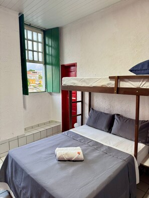 Basic-Vierbettzimmer