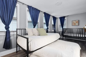 5 bedrooms, desk, iron/ironing board, travel cot