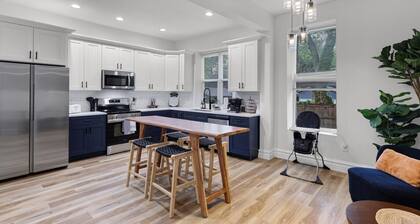 5BR Family Home with Games, BBQ Grill & Firepit