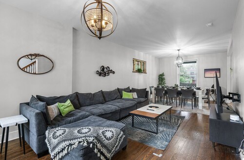 Spacious & Family Friendly Downtown St Louis Home