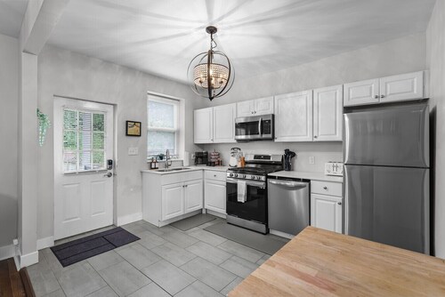 Spacious & Family Friendly Downtown St Louis Home