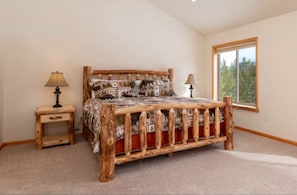 3 bedrooms, iron/ironing board, travel cot, free WiFi