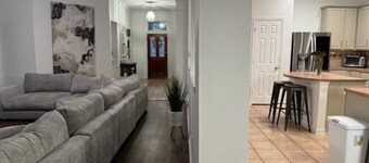 Spacious 6-bedroom 1 story house in fantastic Cypress with WiFi, AC