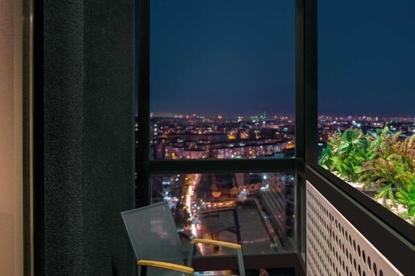Room - G Tower Furnished Apartment Rentals (Istanbul)