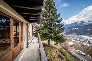 Property grounds - Chalet 'Franclair' with Mountain View, Shared Garden and Wi-Fi (Samoëns)