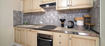 Apartment 'L'angolo Delle More' with Private Garden, Wi-Fi and Air Conditioning