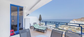 Taurito's Sea Sunset View: Sea Views, Shared Pool & Wi-Fi