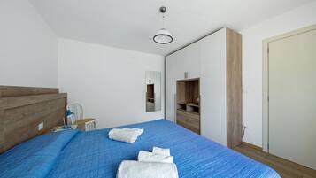 1 bedroom, iron/ironing board, free WiFi, bed sheets