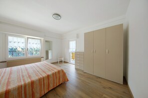 2 chambres, fer et planche Ă repasser, accĂšs au Wi-Fi (inclus)