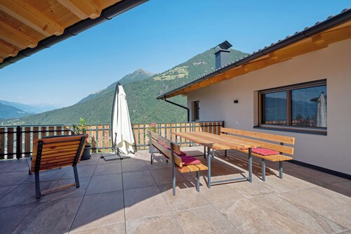 Farmhouse 'Mutspitze' with Mountain View, Shared Garden and Wi-Fi