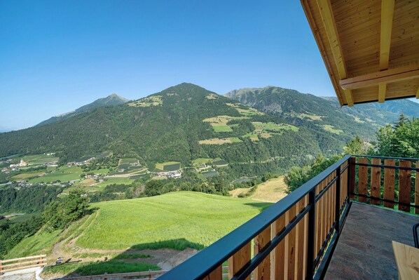 Property grounds - Farmhouse 'Sattelspitz' with Mountain View, Shared Garden and Wi-Fi (Scena)