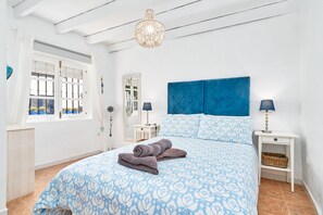 1 chambre, Wi-Fi gratuit, draps fournis