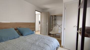 3 chambres, fer et planche Ă repasser, Wi-Fi gratuit, draps fournis
