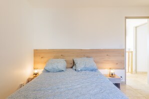 3 habitaciones, tabla de planchar con plancha y wifi gratis 