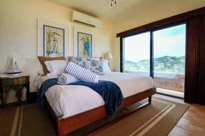 2 bedrooms, iron/ironing board, travel cot, WiFi - Penthouse luxury with ocean views | Resort pools (East End)