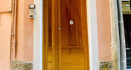 Apartment 'La Conchiglia Doro' with Wi-Fi and Air Conditioning