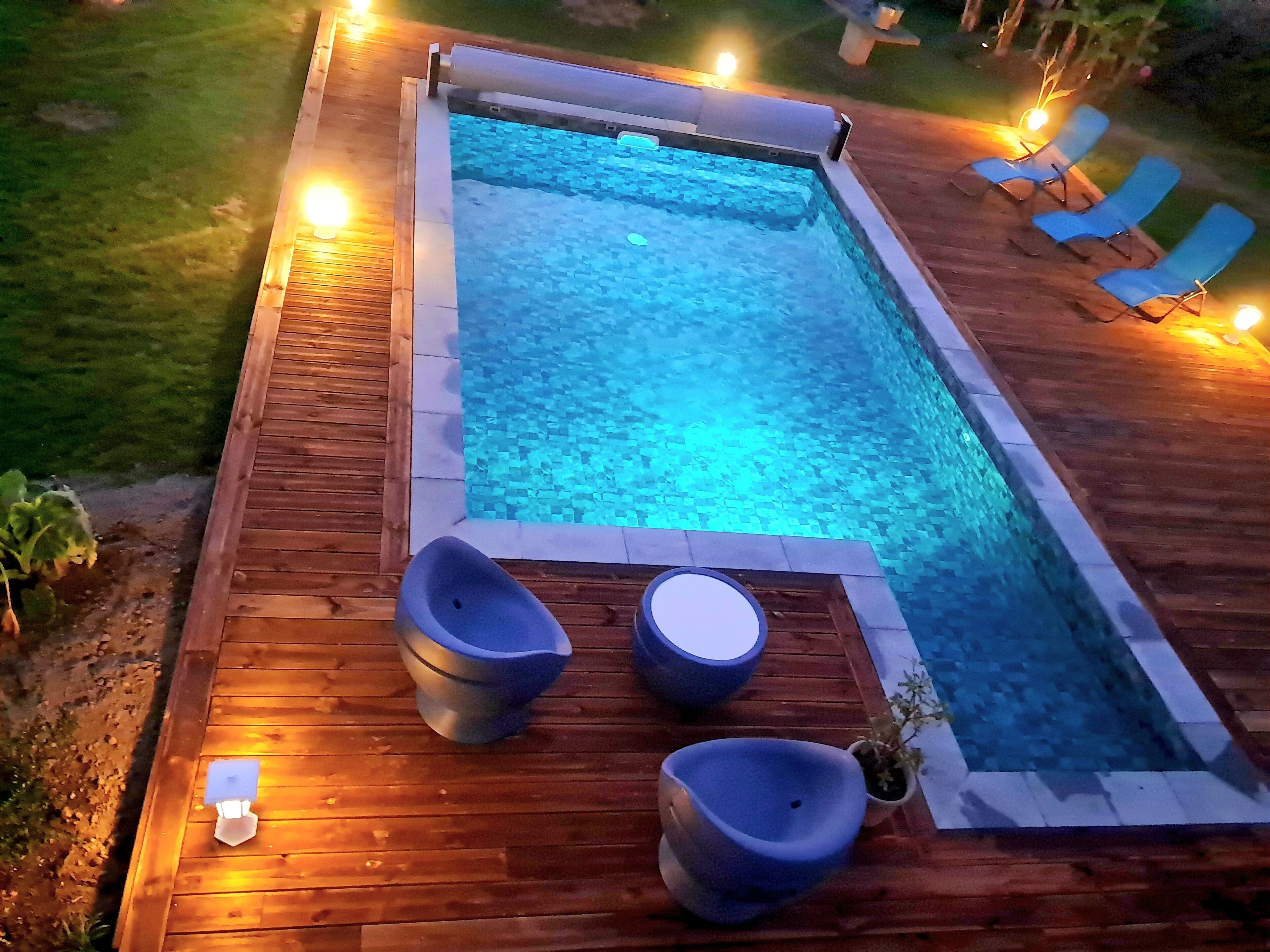 Piscine extérieure, piscine chauffée