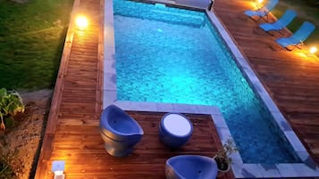 Piscine extérieure, piscine chauffée