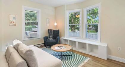 Luxury Suite | Walk to Commons | Free Parking | NY