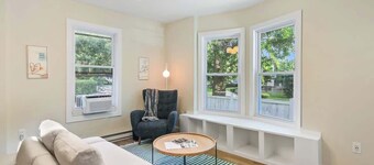 Luxury Suite | Walk to Commons | Free Parking | NY