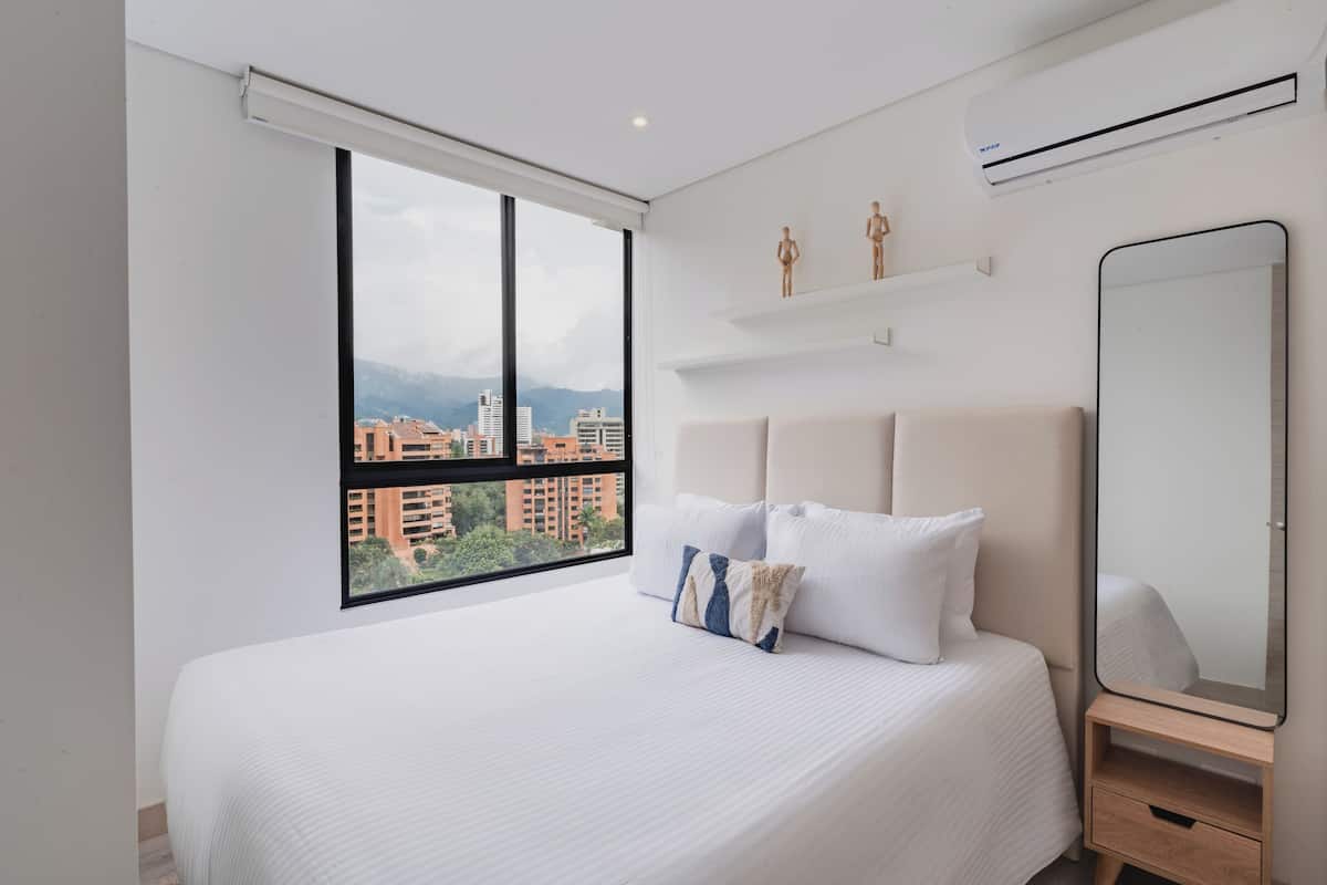 Apartment, 2 Bedrooms | 2 bedrooms, in-room safe, individually furnished, blackout drapes