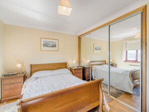 3 Schlafzimmer, kostenloses WLAN, Bettwäsche