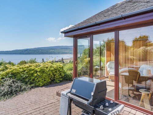 3 bedroom accommodation in Lamlash