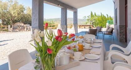 El Real de Magiaza Riogordo by Ruralidays